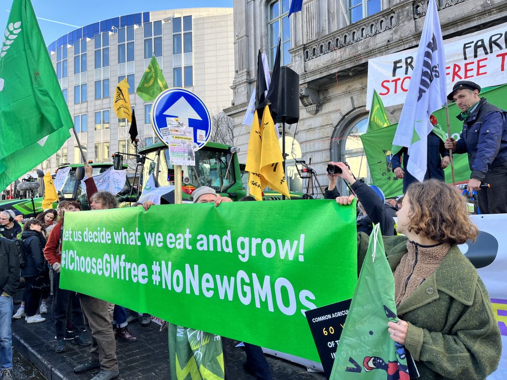 #NoNewGMOs banner at the farmers protest in Brussels on February 1
